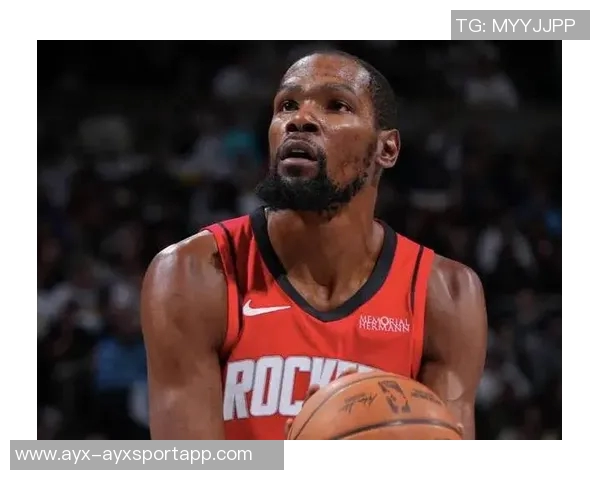 杜兰特半场表现惨淡仅得3分失误频频状态堪忧 杜兰特半场表现惨淡仅得3分失误频频状态堪忧