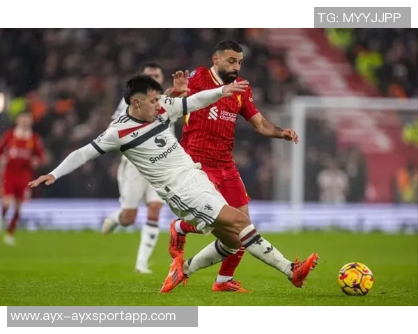 曼联恢复训练双红会首发缺席替补球员积极参与备战