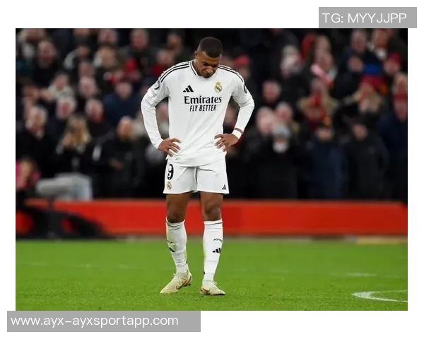 21世纪西班牙国家德比连续破门三人揭秘：姆巴佩C罗小罗的传奇时刻