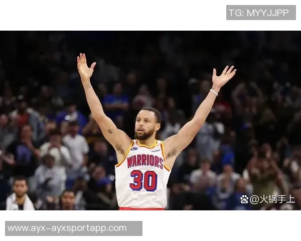 克拉克力挺库里期待他每场投中12记三分希望外界别再对他施压